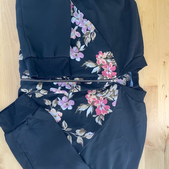 Black Floral Bomber Medium with semi sheer sleeves - Picture 3 of 3